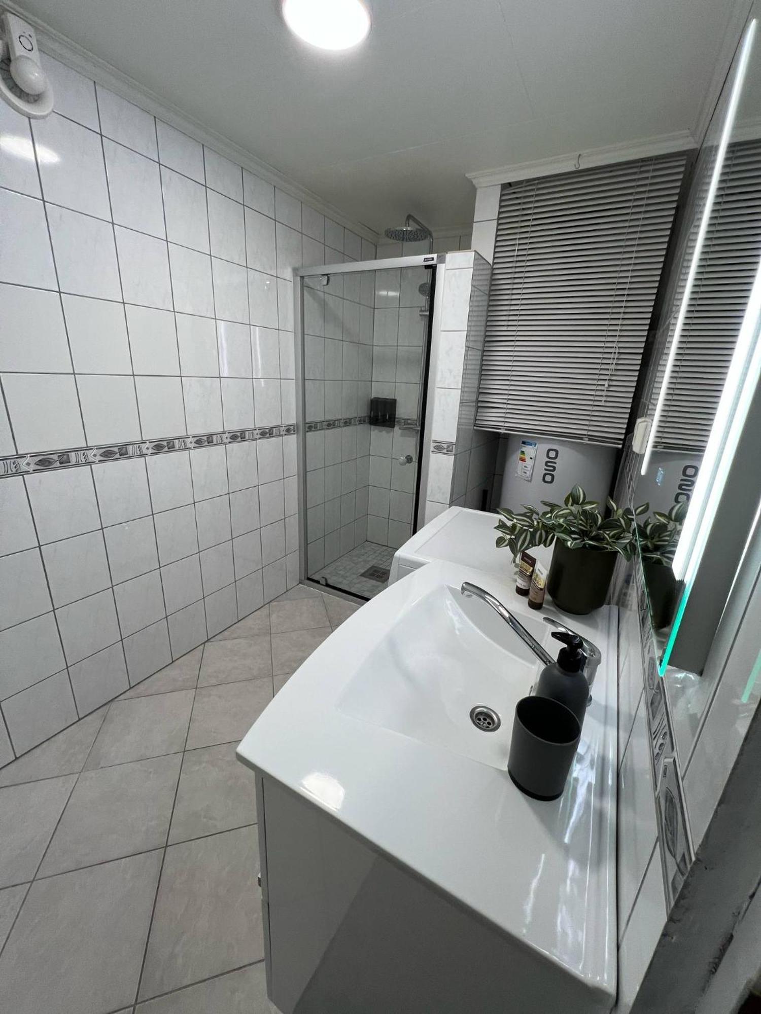 Apartment In Asane Bergen Exteriör bild